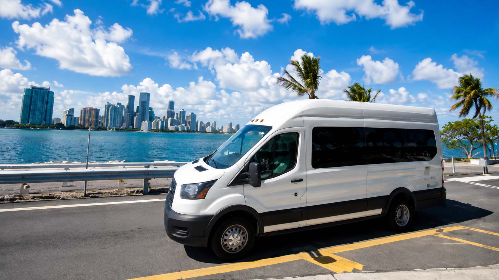 Miami city sightseeing tour near Bayside Marketplace